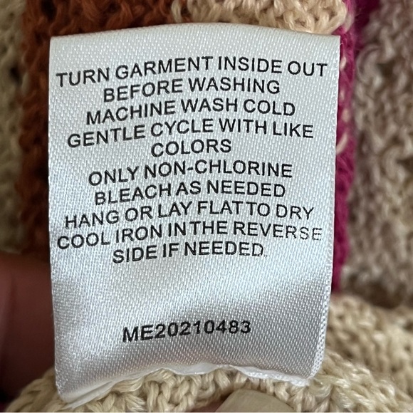 Women’s Grace+Karma Boho Anthropology Knit Crochet Top Size Large Button Front - Picture 5 of 9